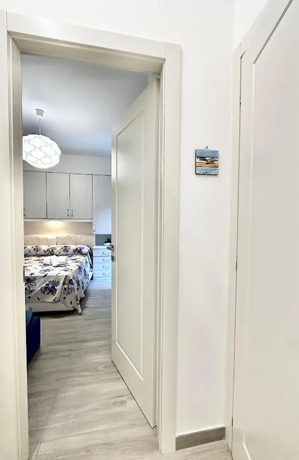 Hostdomus - Garden Suite Finale Ligure Apartment